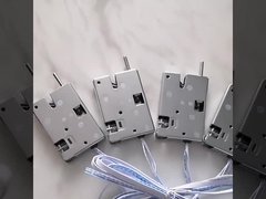 धातु छोटा इलेक्ट्रिक सोलनॉइड लॉक इलेक्ट्रॉनिक स्टोरेज कैबिनेट लॉक